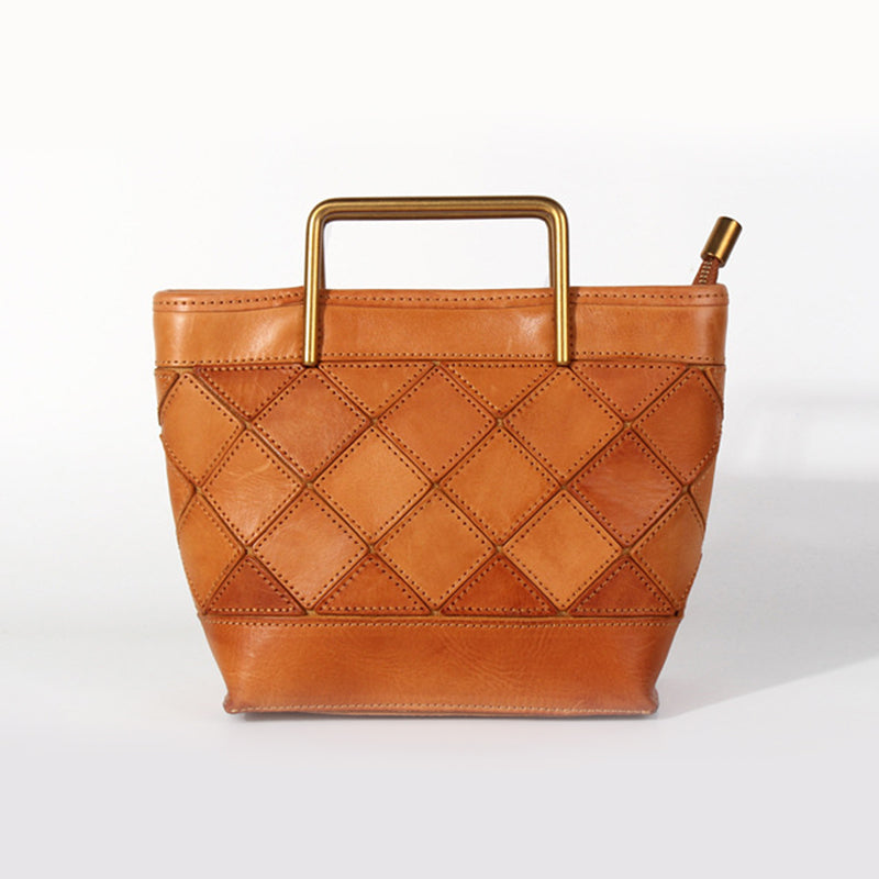 Sac seau avec Poignée en Métal et Motif Matelassé, Sac à Bandoulière Fait Main en Cuir Végétal Tanné en 4 Couleurs