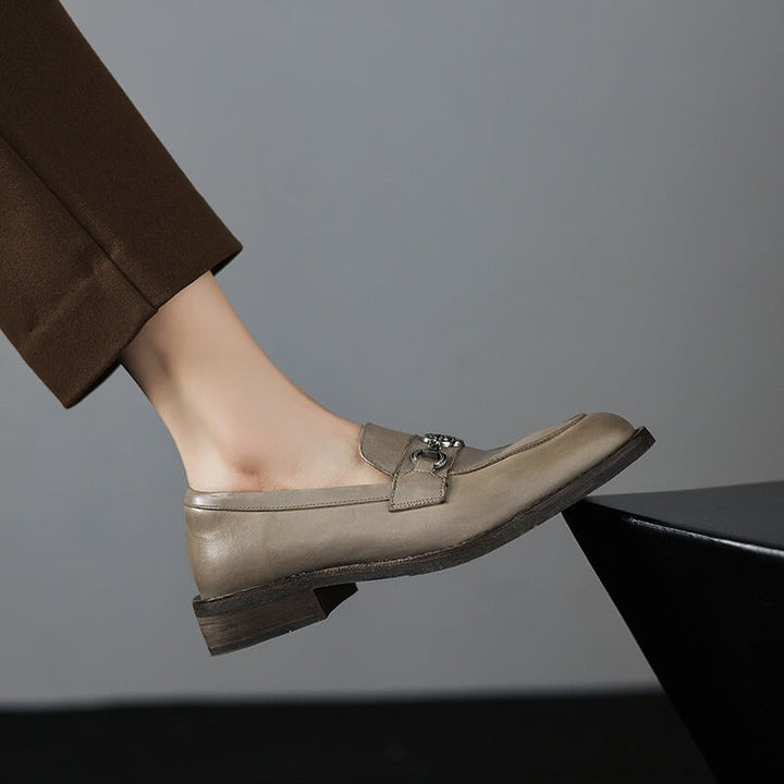  Loafers 