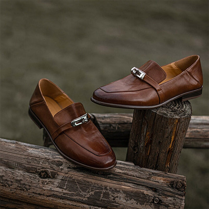  Loafers 