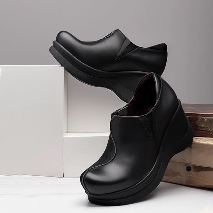 Loafers 