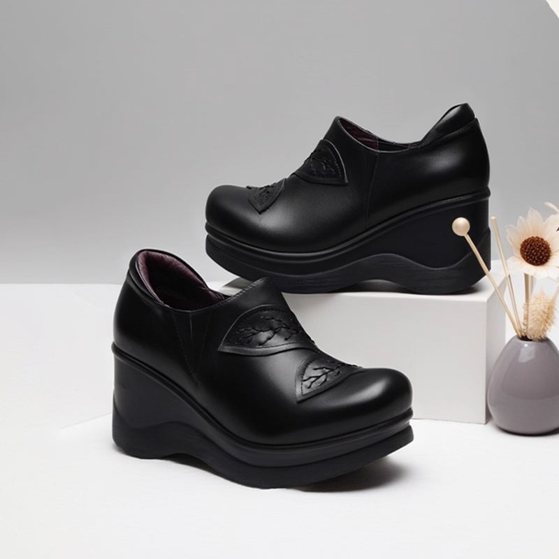  Loafers 