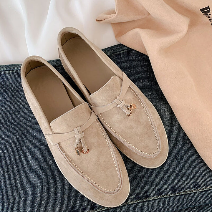  Loafers 