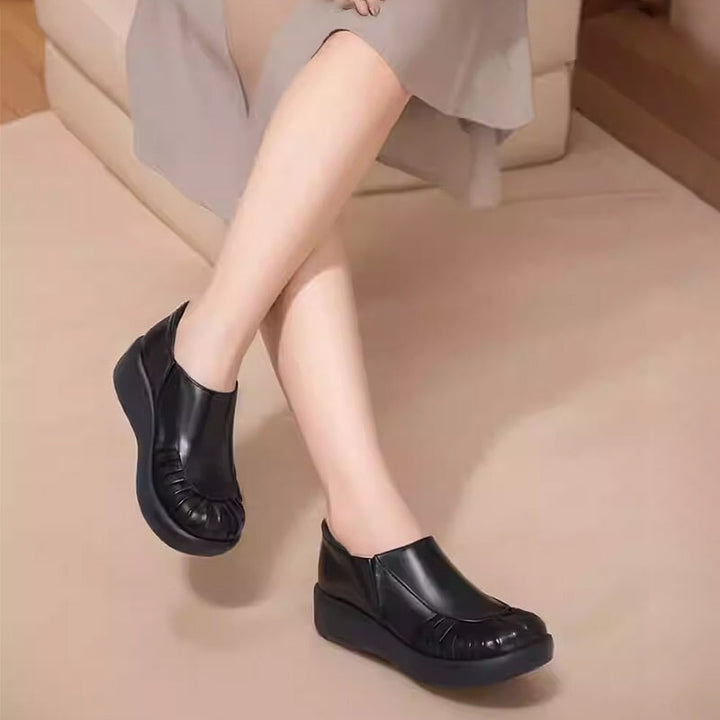  Loafers 