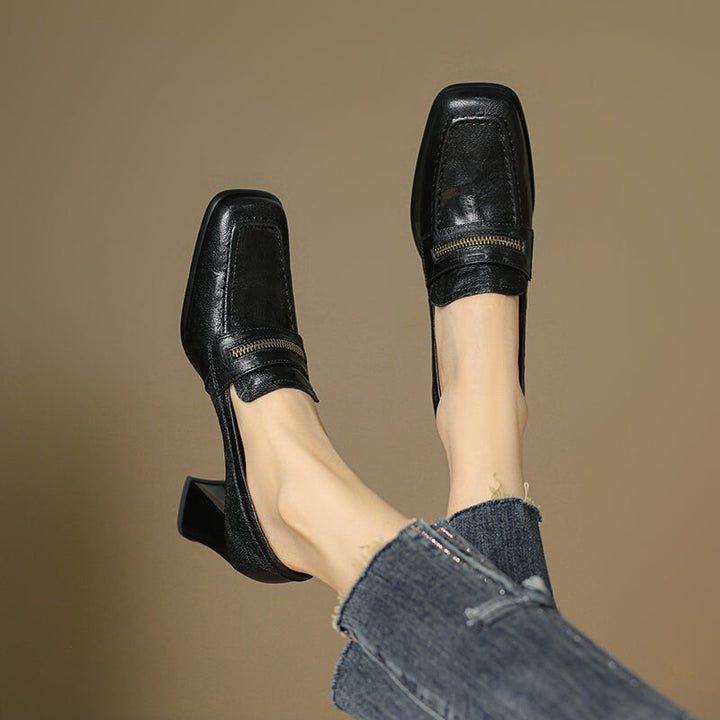  Loafers 