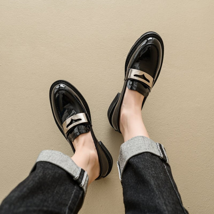  Loafers 
