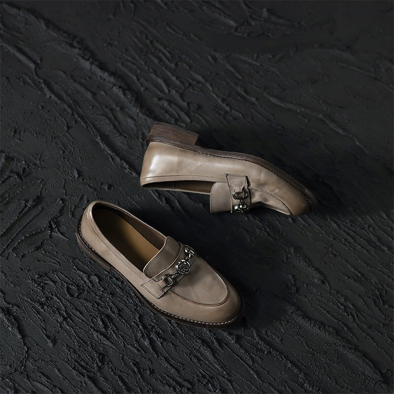  Loafers 
