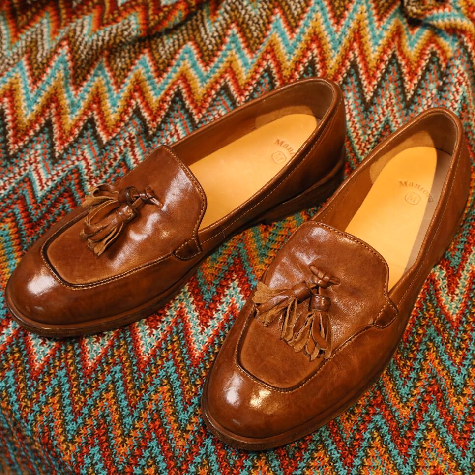  loafers 