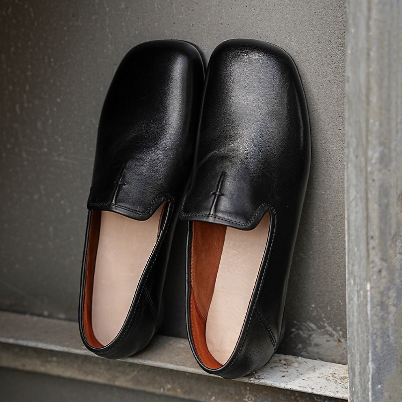  Loafers 