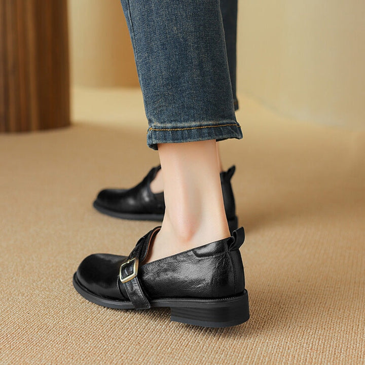  Loafers 