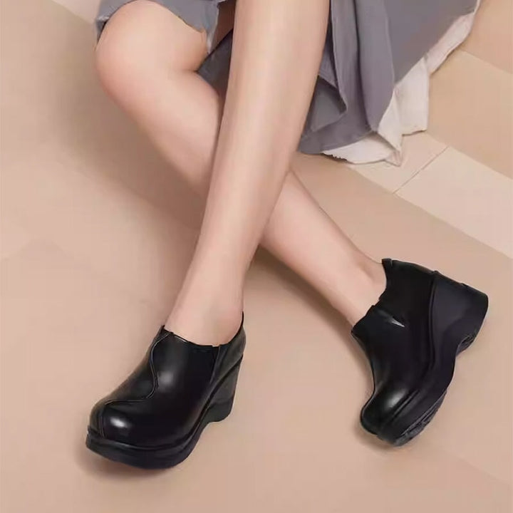  Loafers 