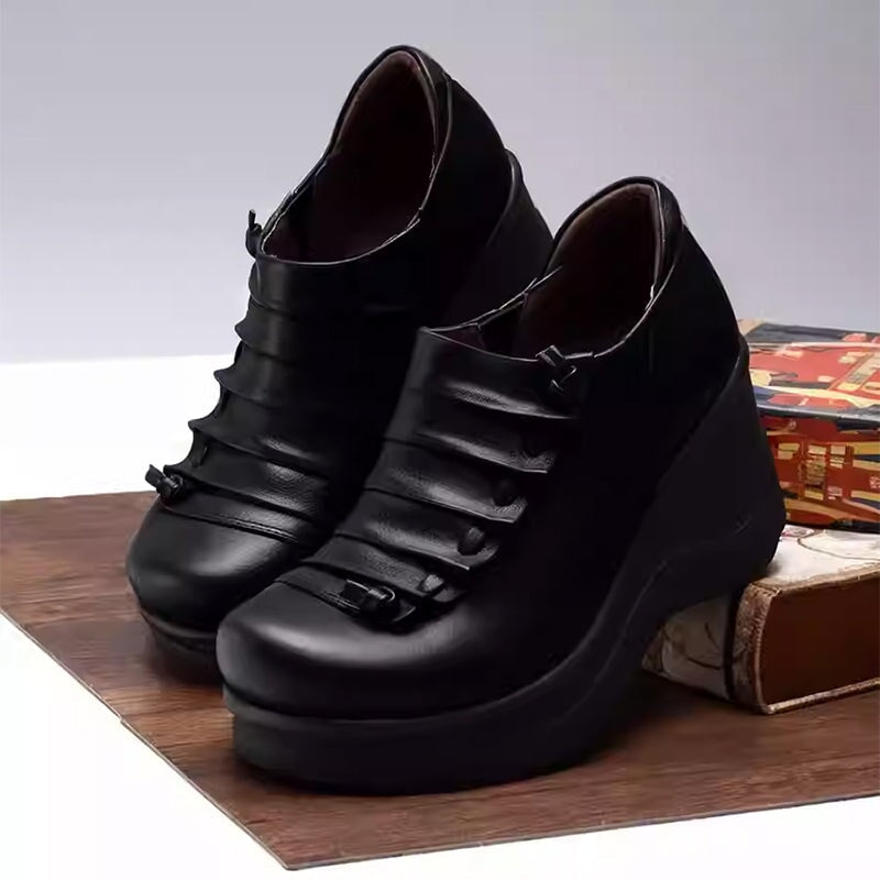  Loafers 