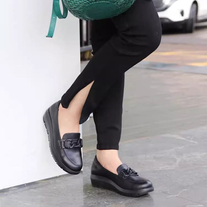  loafers 
