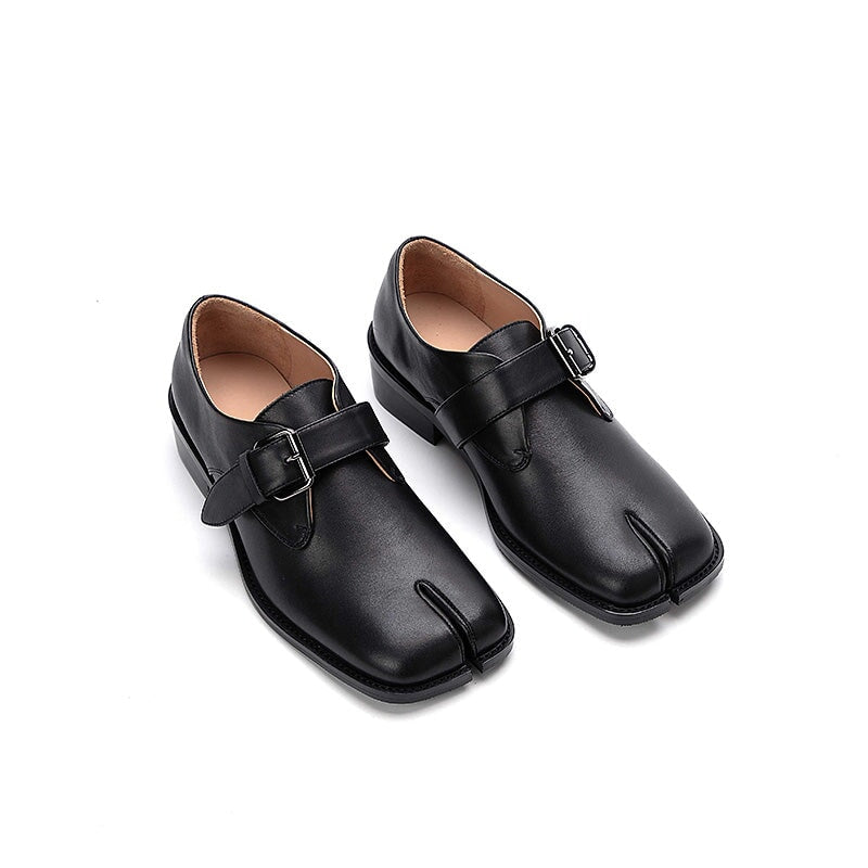  Loafers 