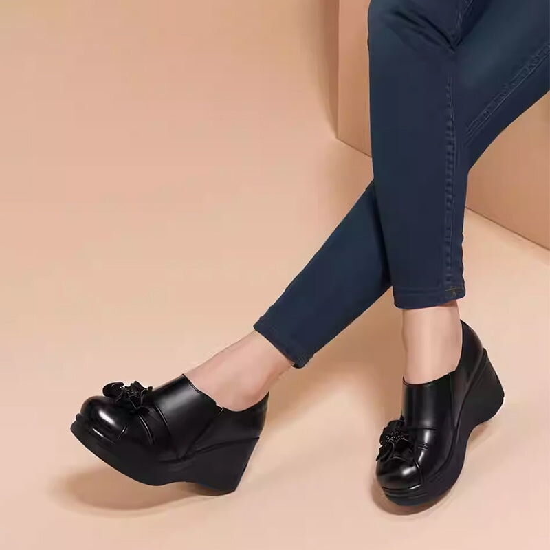  Loafers 