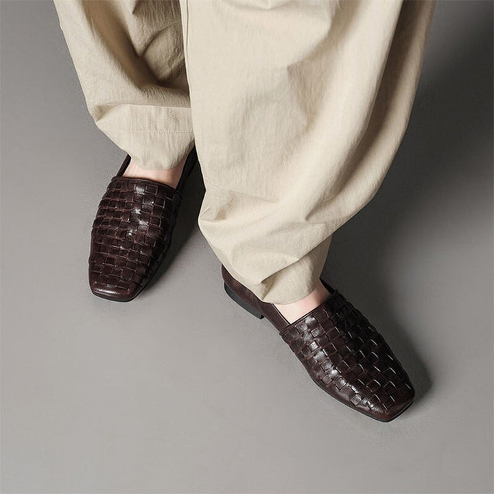  Loafers 