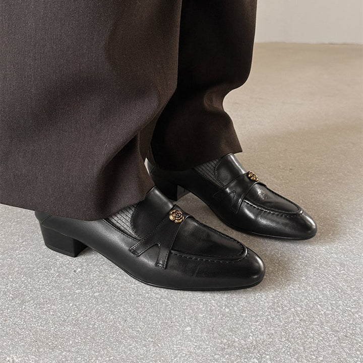  Loafers 