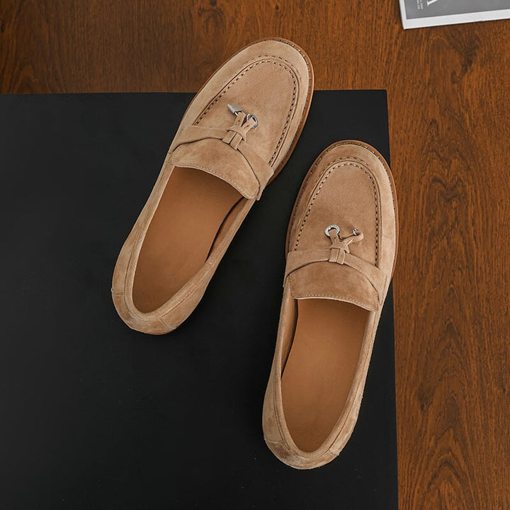  Loafers 
