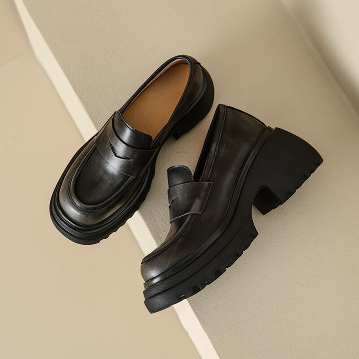  Loafers 