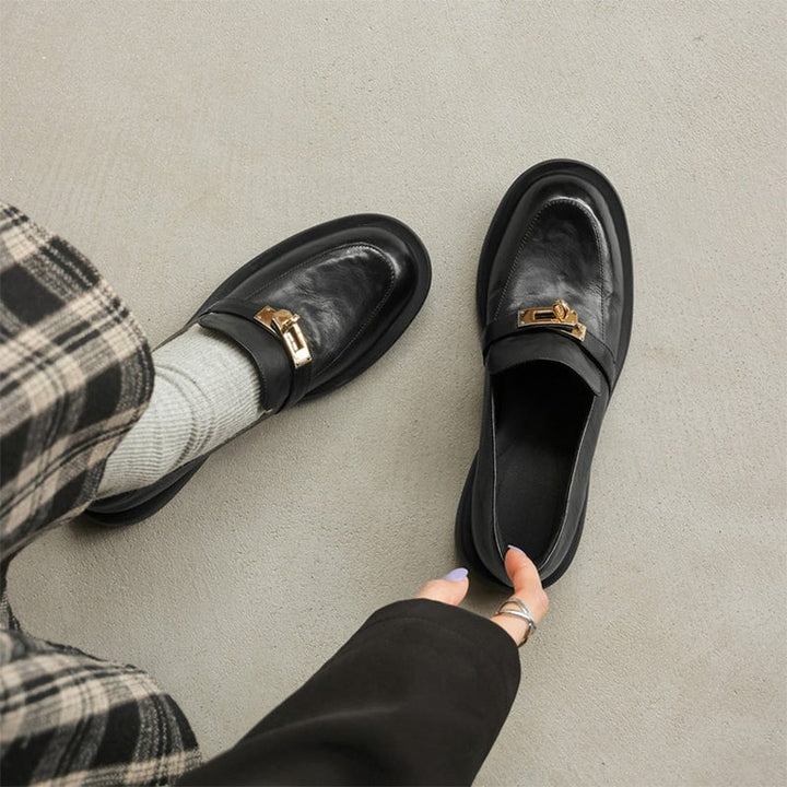  Loafers 