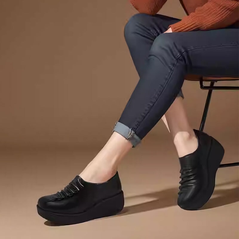  Loafers 