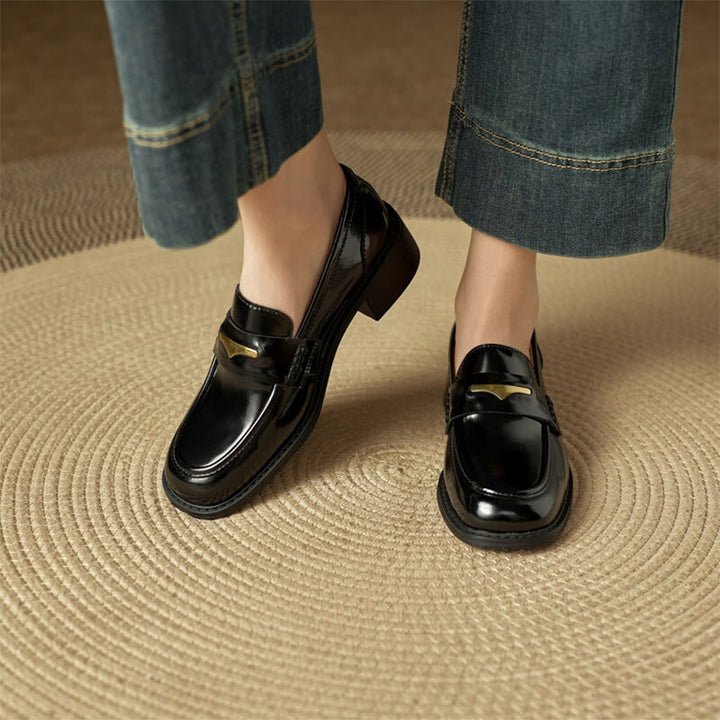  Loafers 