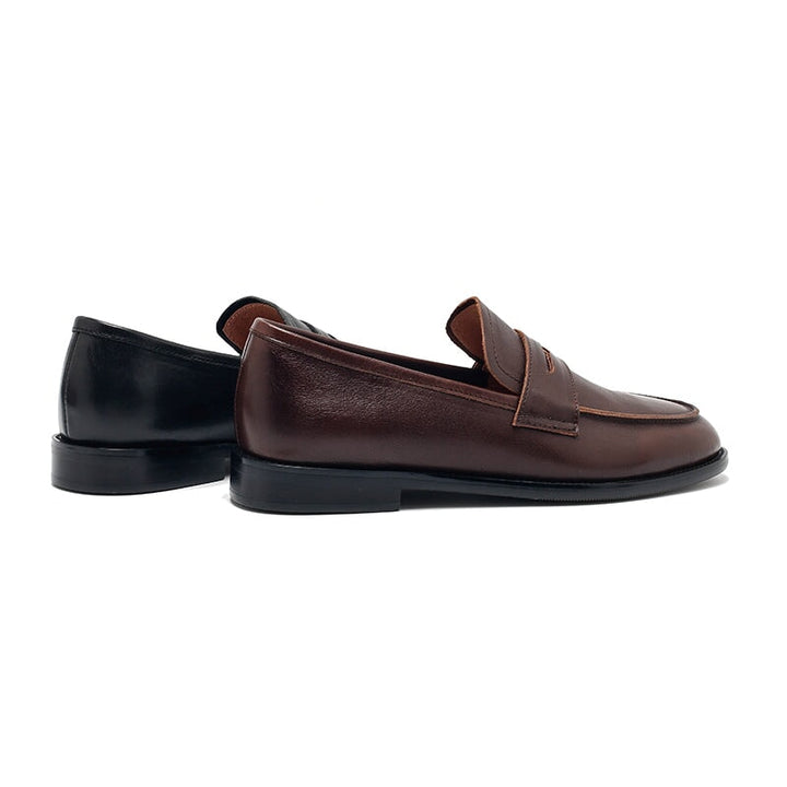  Loafers 