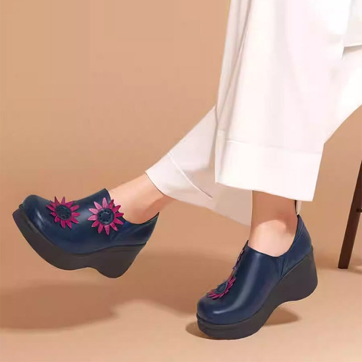  Loafers 