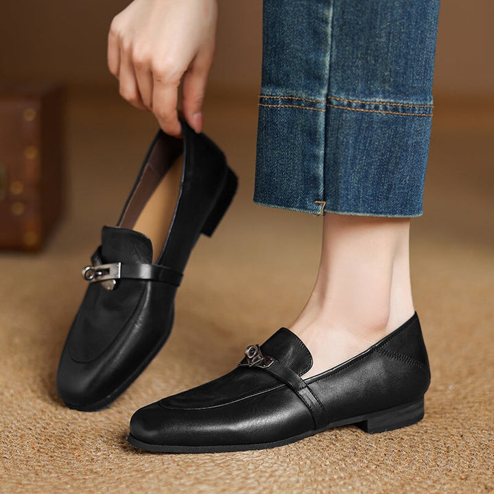  Loafers 