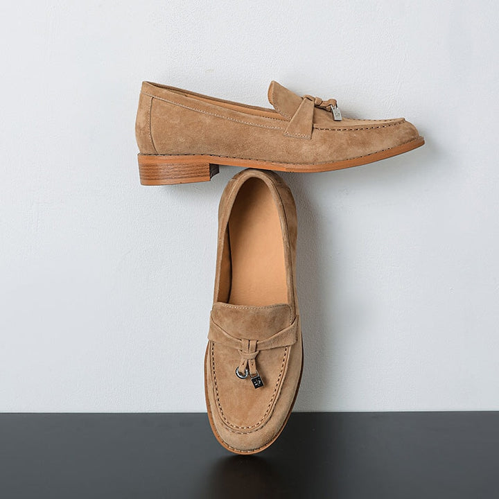  Loafers 