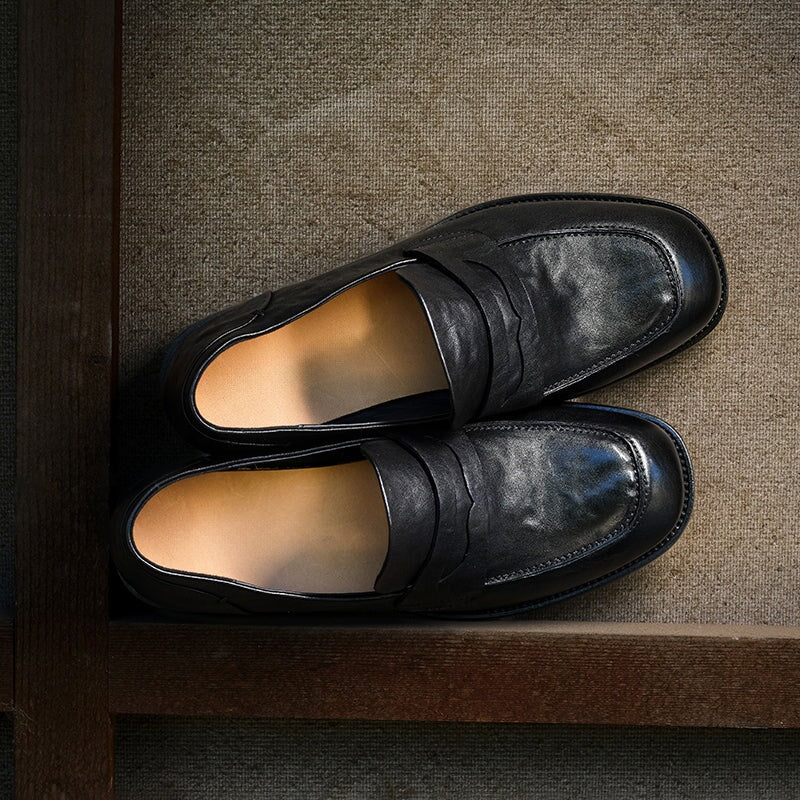  Loafers 