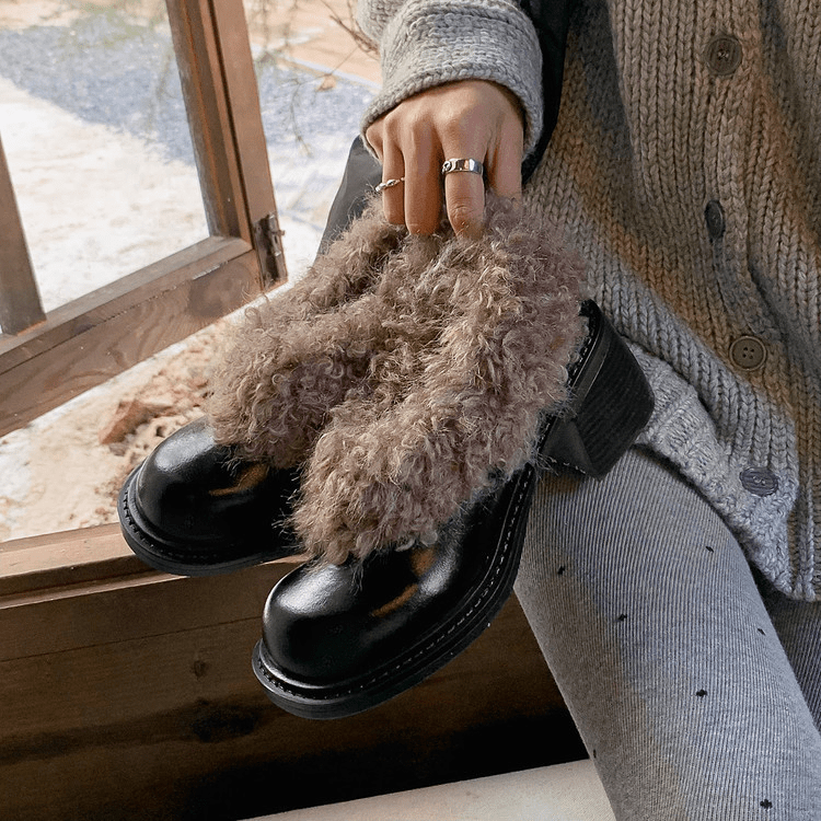  Loafers 