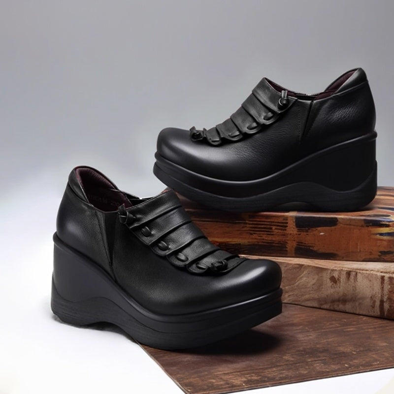  Loafers 