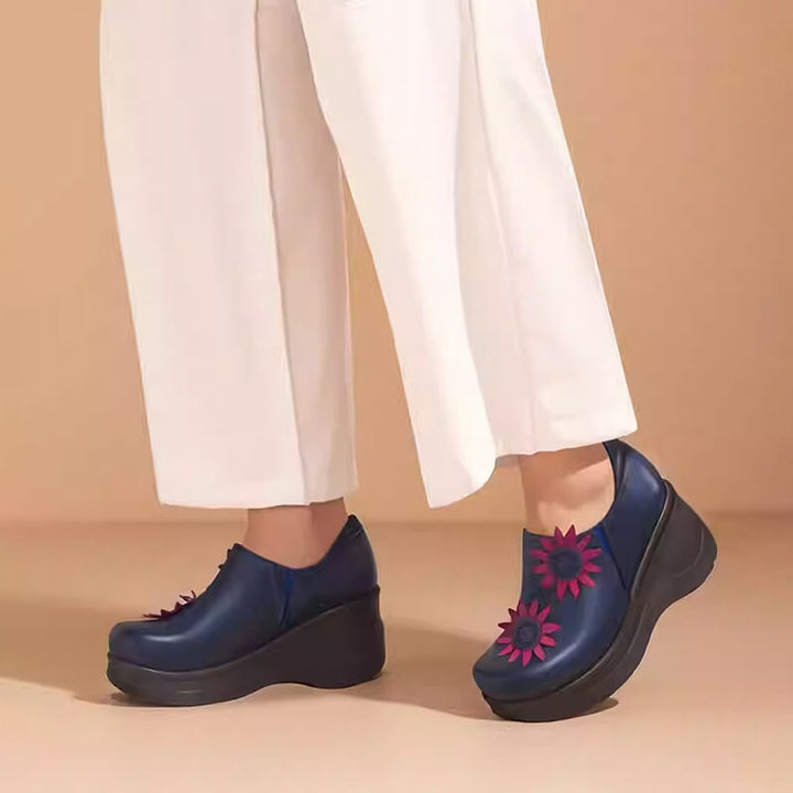  Loafers 