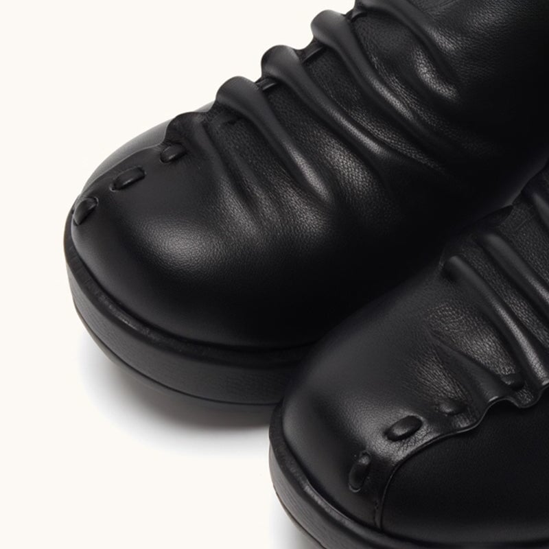  Loafers 