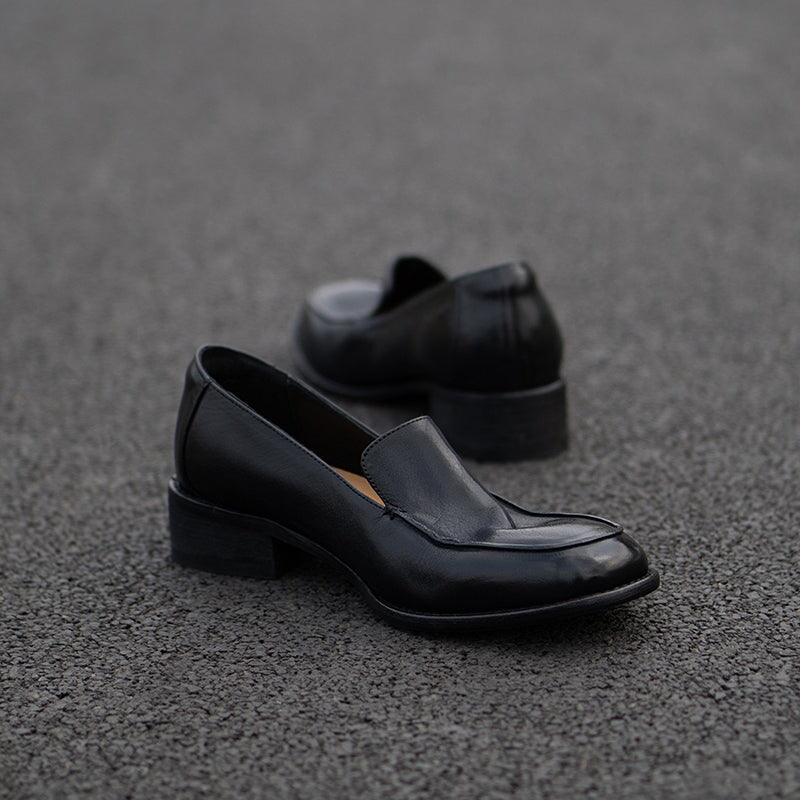  Loafers 