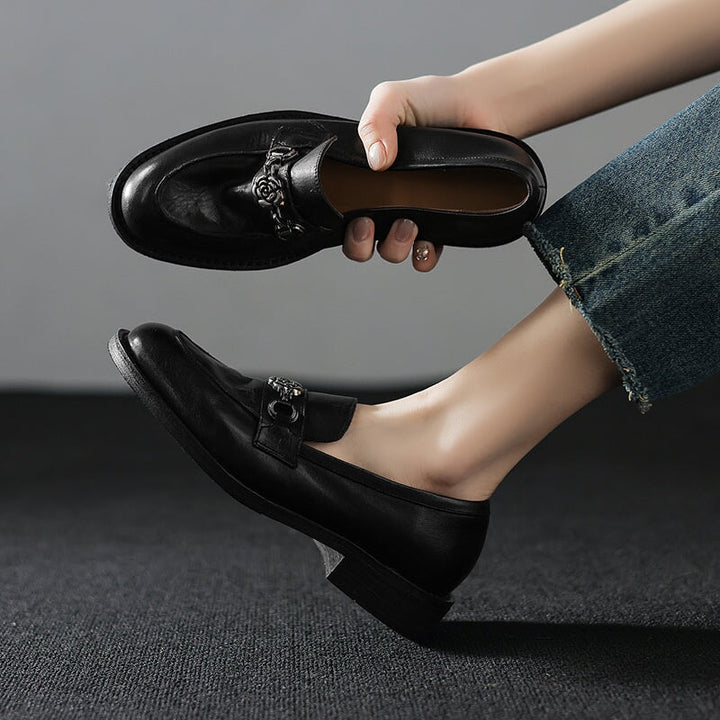  Loafers 
