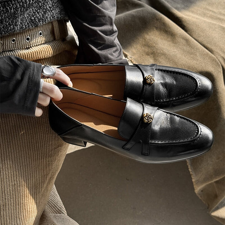  Loafers 