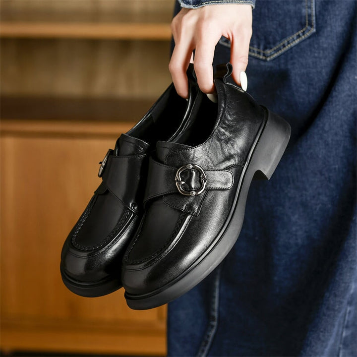  Loafers 