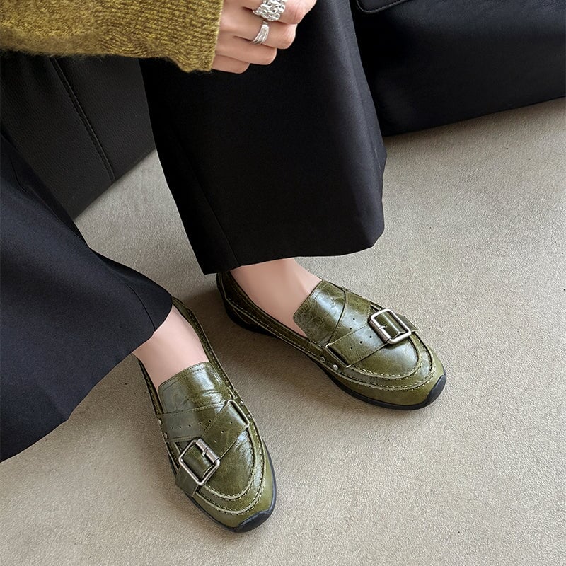  Loafers 