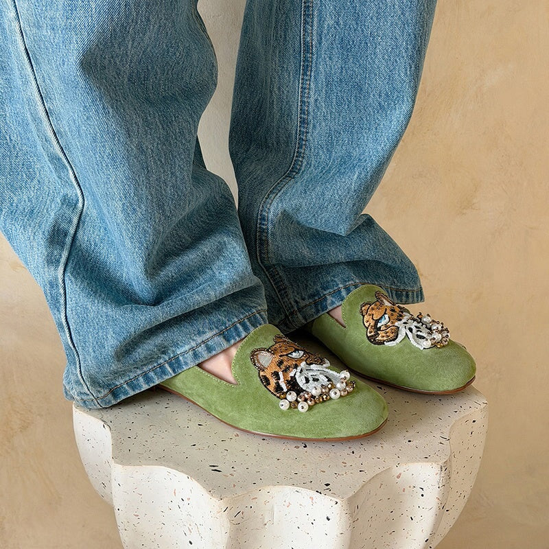  Loafers 