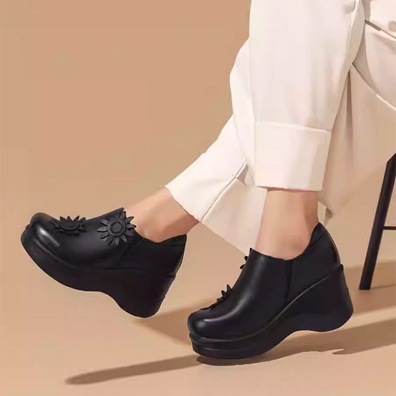 Loafers 