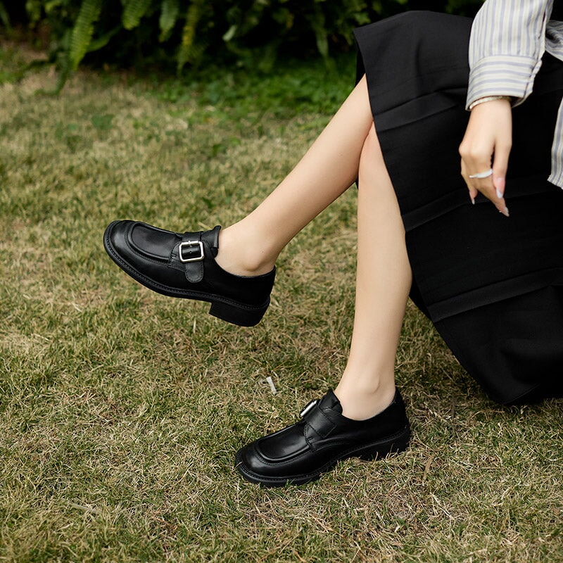  Loafers 