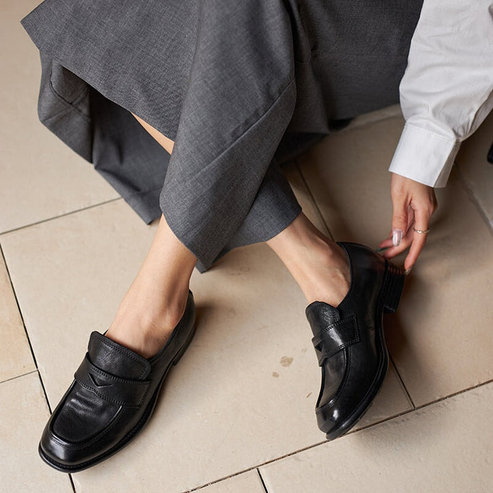  Loafers 