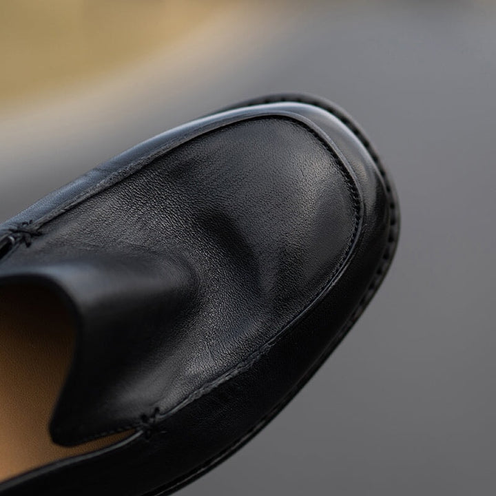  Loafers 