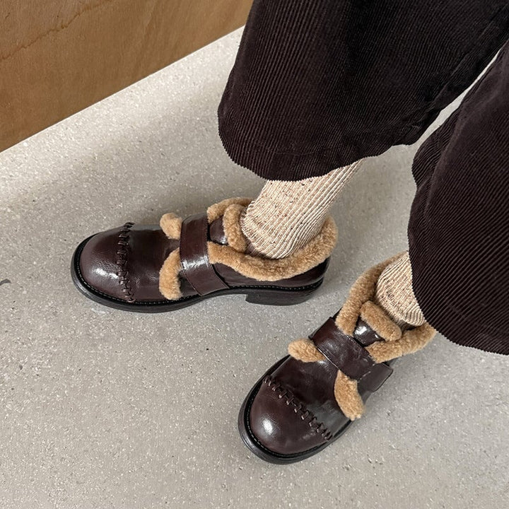  Loafers 