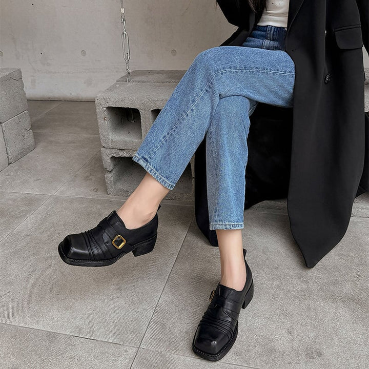  Loafers 