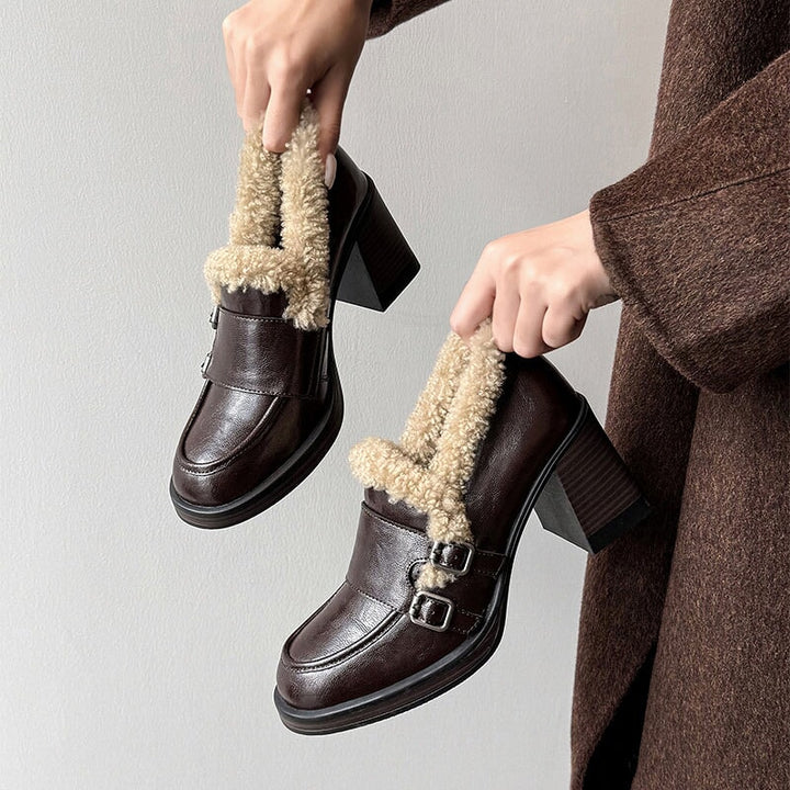  Loafers 