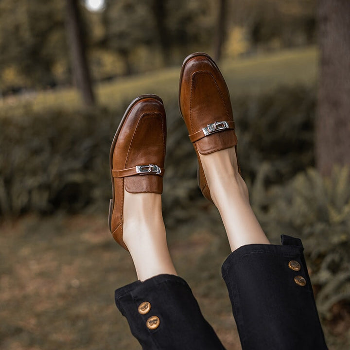  Loafers 