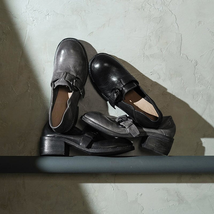  Loafers 