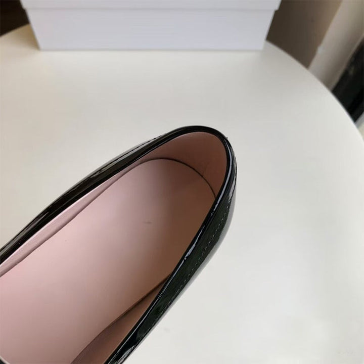  Loafers 